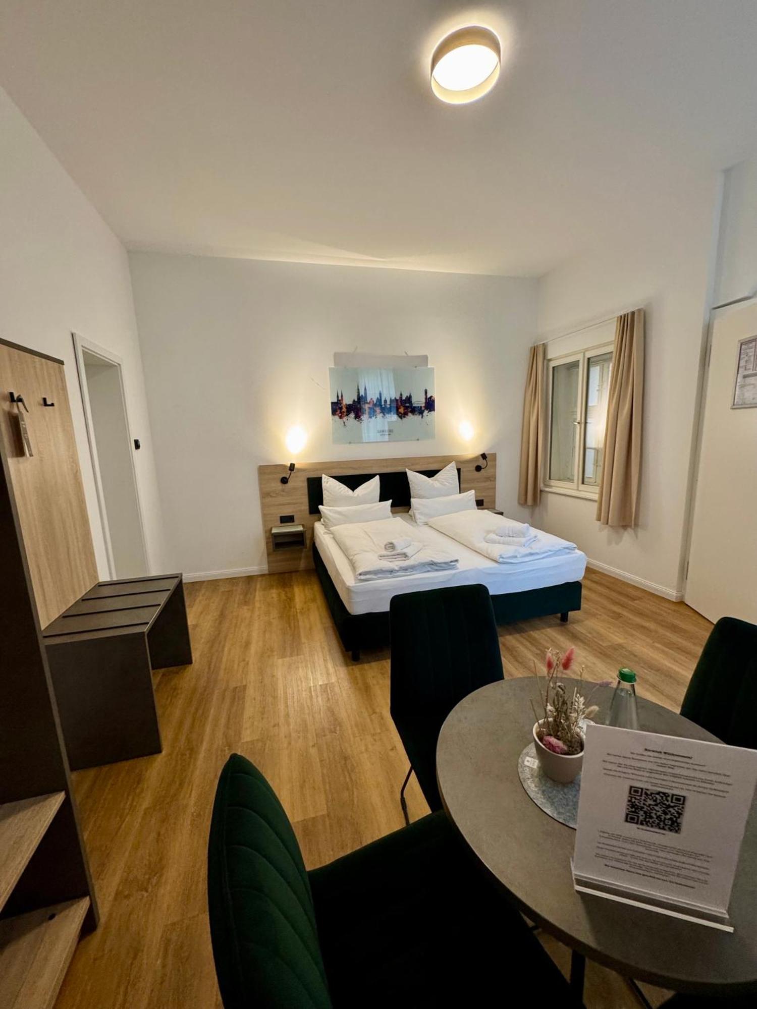Hopfenhotel Am Adenauerufer 巴姆贝格 外观 照片