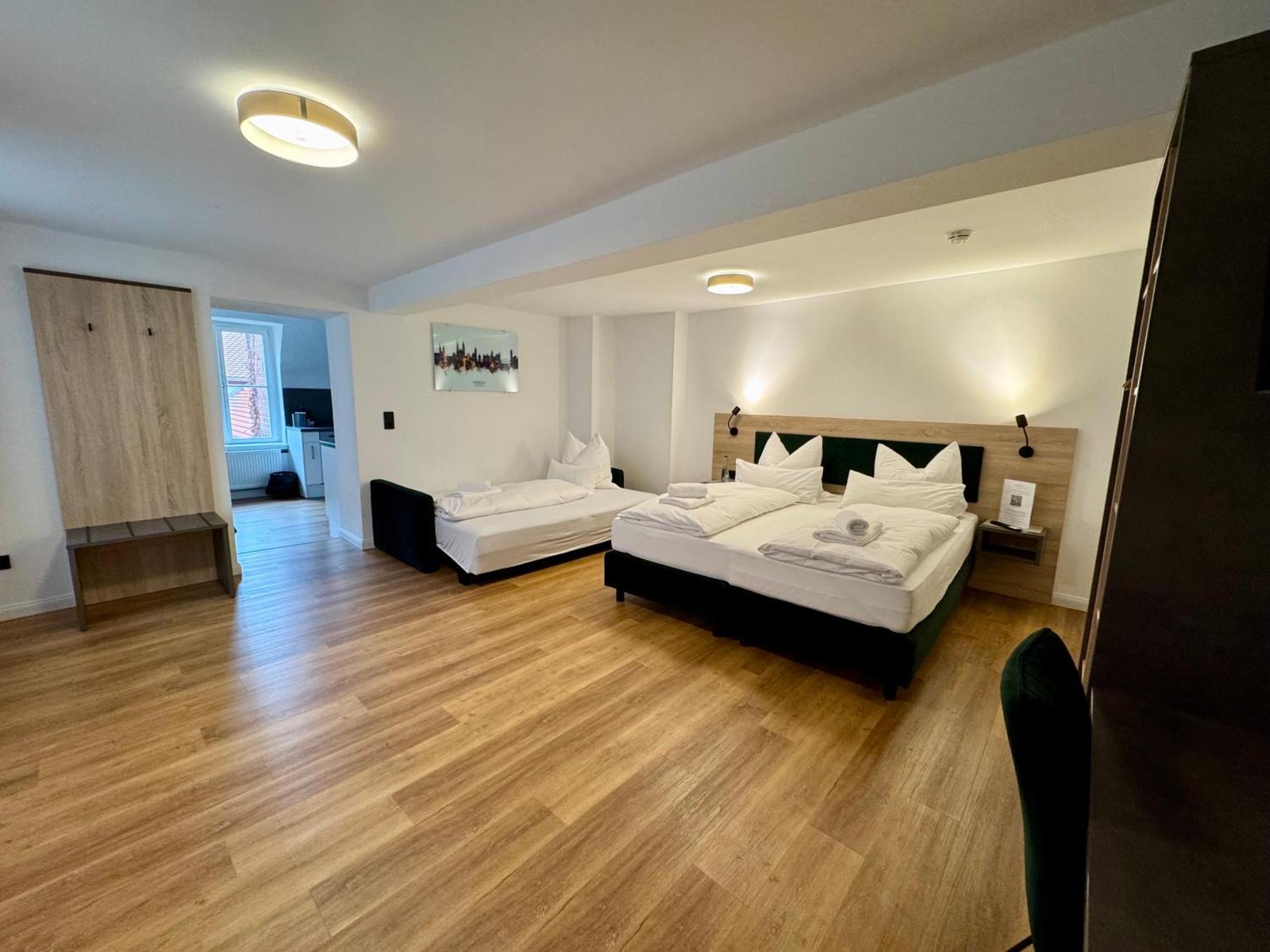 Hopfenhotel Am Adenauerufer 巴姆贝格 外观 照片
