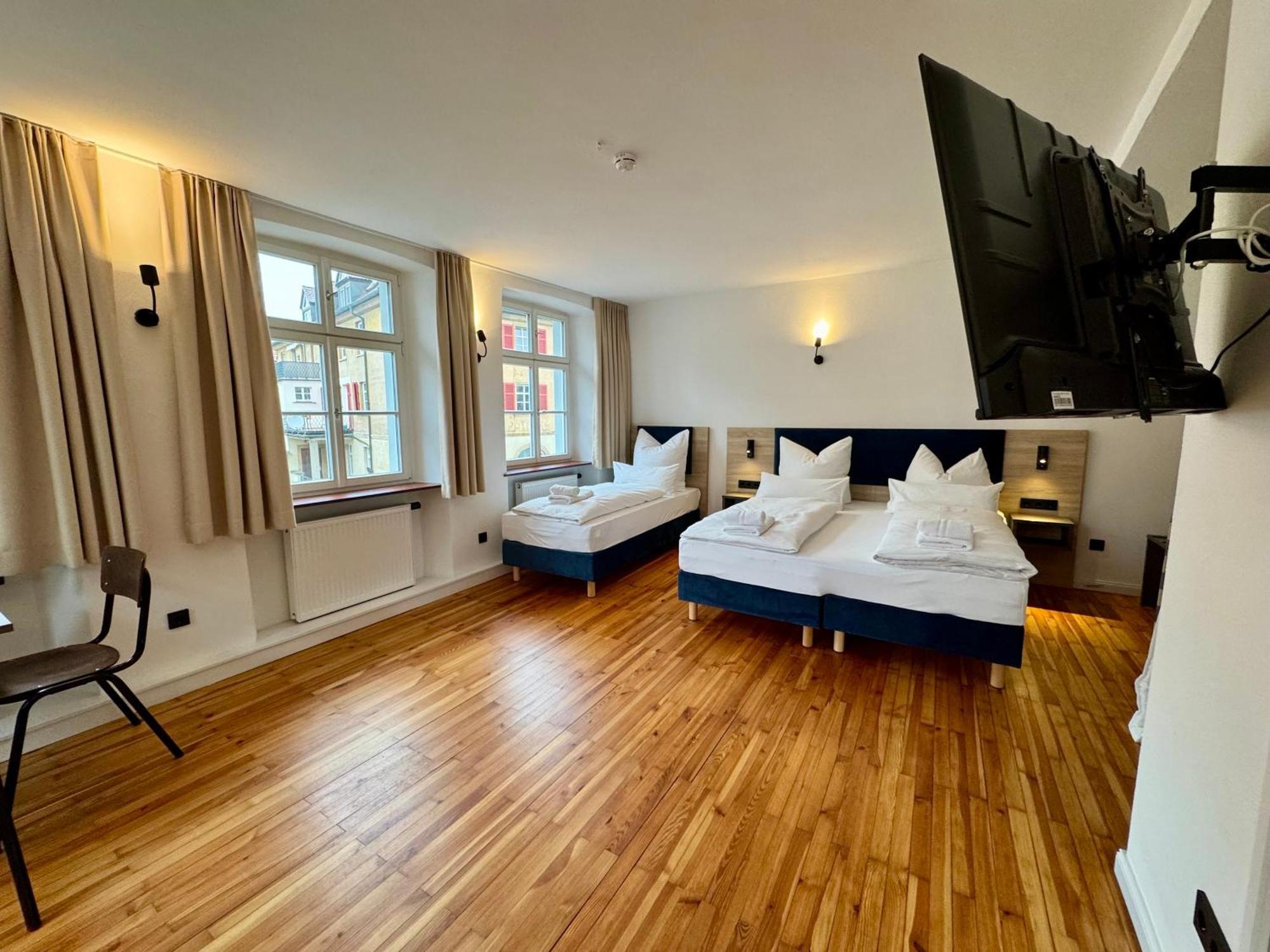 Hopfenhotel Am Adenauerufer 巴姆贝格 外观 照片